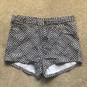 Size 7 High Waisted Billabong Shorts